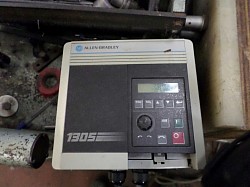 3 phase motor inverter (variable speed drive) needs reprogram so download manual